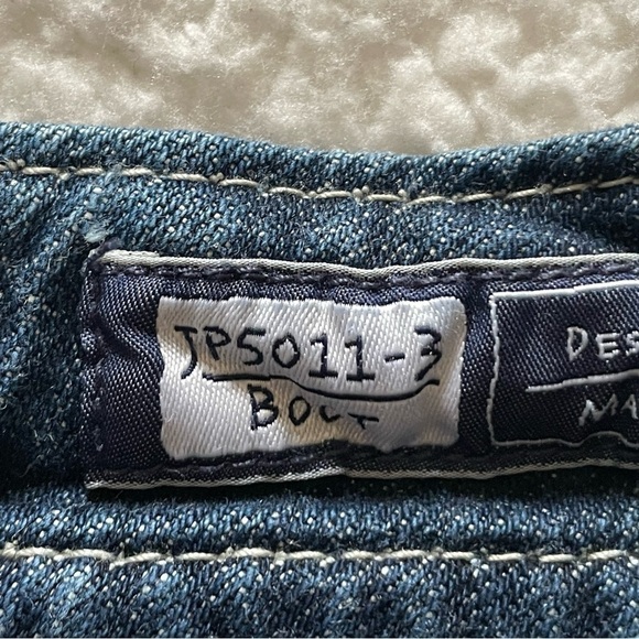 ✅HOST Pick✅ Miss Me Embellished Jeans, 29 - Picture 5 of 14